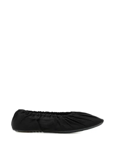 Maison Margiela Gathered Ballet Flats In Black