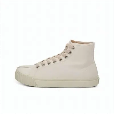 Maison Margiela High-top Minimalist Sneakers With Textured Detailing In White