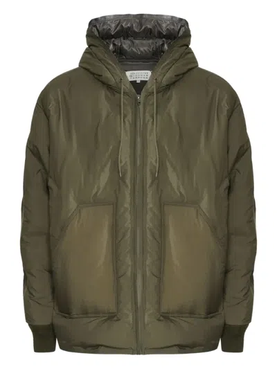 Maison Margiela Hooded Padded Jacket In Green