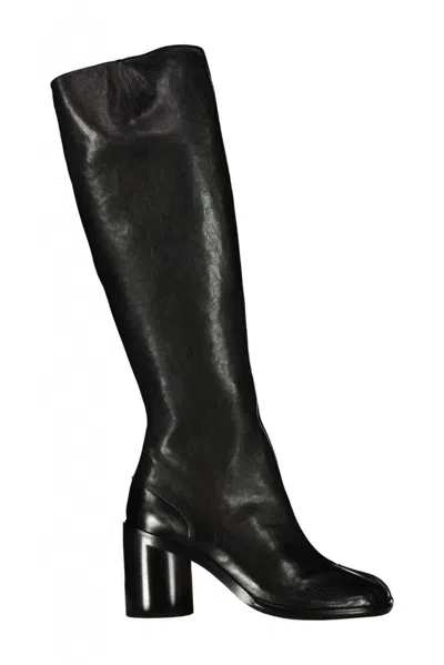 Maison Margiela Knee-high Tabi Boots In Black