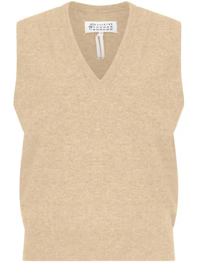MAISON MARGIELA MAISON MARGIELA KNITTED BEIGE WOOL VEST