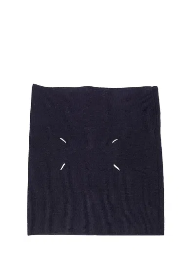 Maison Margiela Knitted Scarf In Black