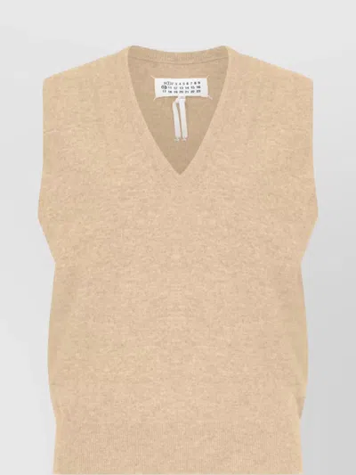 Maison Margiela Knitted V-neck Wool Vest In Beige