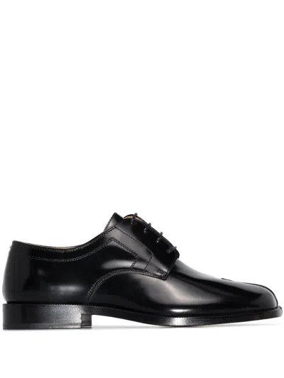 Maison Margiela Lace Up Shoes Tabi In Black
