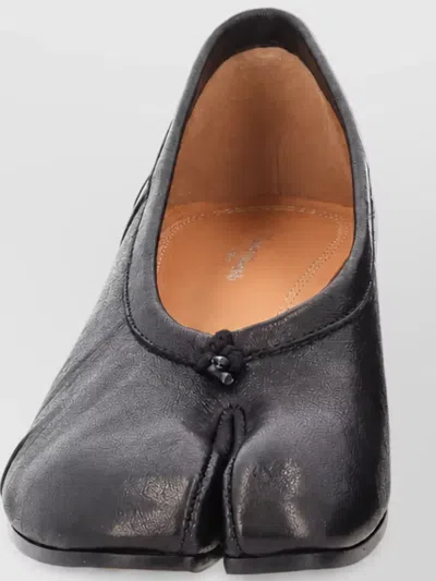 Maison Margiela Leather Ballerina Shoes In Black