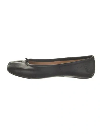 Pre-owned Maison Margiela Leather Ballet Flats In Black