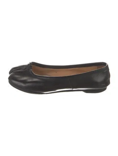 Pre-owned Maison Margiela Leather Ballet Flats In Black
