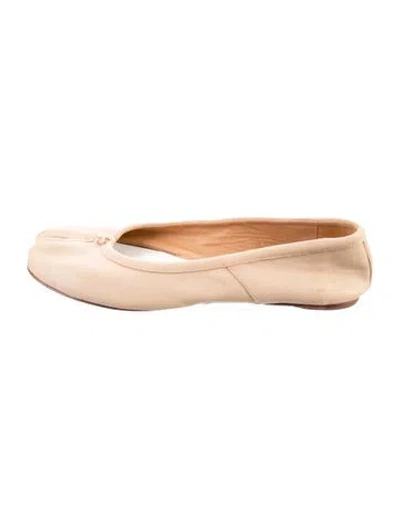 Pre-owned Maison Margiela Leather Ballet Flats In Neutral