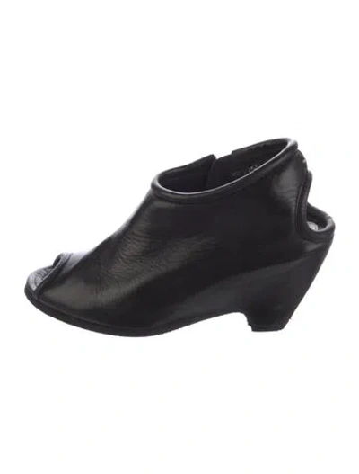 Pre-owned Maison Margiela Leather Mules In Black