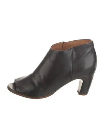 Pre-owned Maison Margiela Leather Pumps In Black