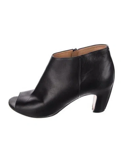 Pre-owned Maison Margiela Leather Pumps In Black
