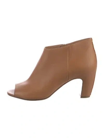 Pre-owned Maison Margiela Leather Pumps In Neutral