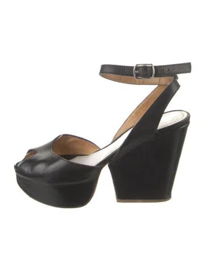 Pre-owned Maison Margiela Leather Slingback Pumps In Black