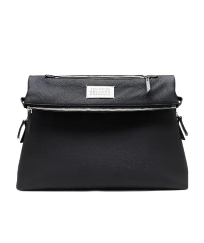 Maison Margiela Logo Patch Zipped Shoulder Bag In Black