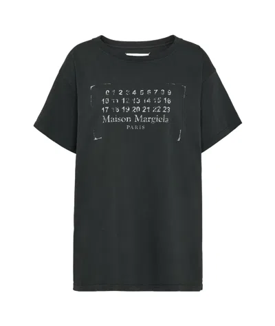 MAISON MARGIELA MAISON MARGIELA LOGO STAMPED CREWNECK T-SHIRT