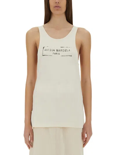 Maison Margiela Logo Vest Top In Sand