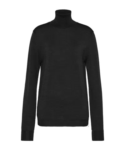 Maison Margiela Long-sleeved Turtleneck Sweater In Black