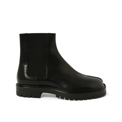 Maison Margiela Men's Calfskin Tabi County Chelsea Boots In Black