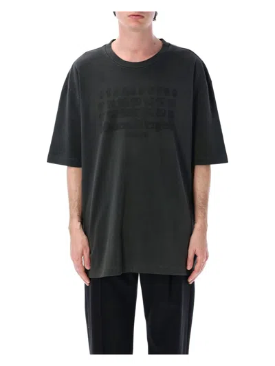 MAISON MARGIELA MEN'S EMBROIDERED LOGO T-SHIRT