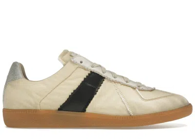 Pre-owned Maison Margiela Men's  Replica Low Black Sneakers In Black Vintage/vintage Yellow