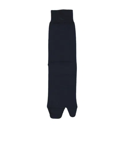 Maison Margiela Minimalist Knit Long Socks In Green