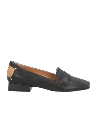 Maison Margiela Minimalist Leather Loafers In Black