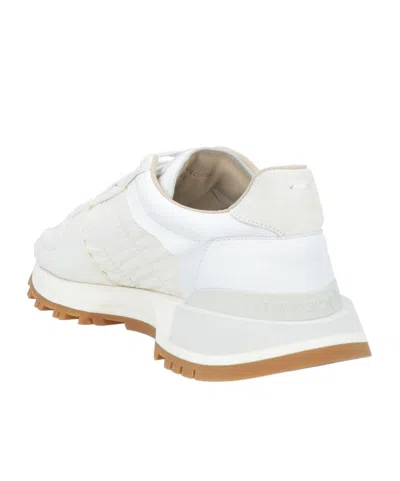 Maison Margiela Minimalist Low-top Sneakers In White