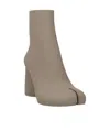 Maison Margiela Minimalist Solid-color Ankle Boots In Gray