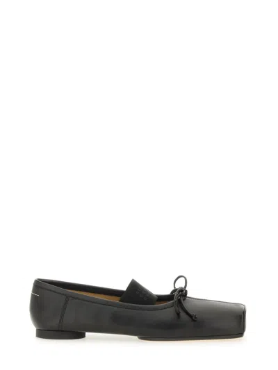 Maison Margiela Mm6  Leather Ballerina In Black