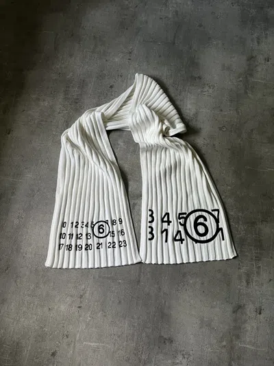 Pre-owned Maison Margiela Mm6  White 6 Scarf