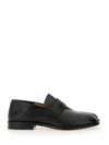 Maison Margiela Tabi Split-toe Patent-leather Loafers In Black