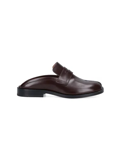 Maison Margiela Leather Sandals With Round Toe Design In Brown