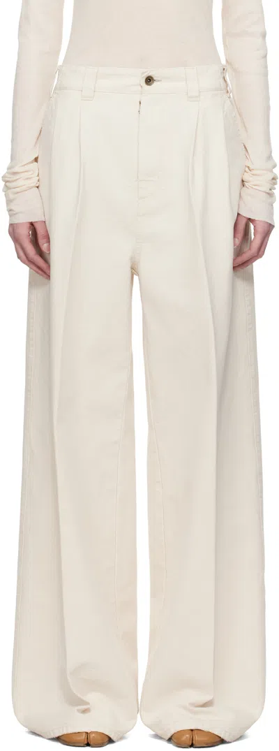 Maison Margiela Off-white Pleat Jeans In 103 Butter