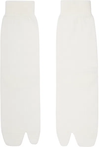 Maison Margiela Off-white Tabi Socks In 101 Off White