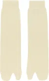 Maison Margiela Off-white Tabi Socks In 102 Canvas