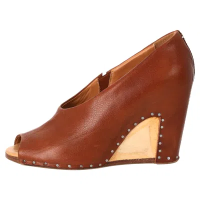 Pre-owned Maison Margiela Open-toe Piped Wedge In Tan Leather In Brown