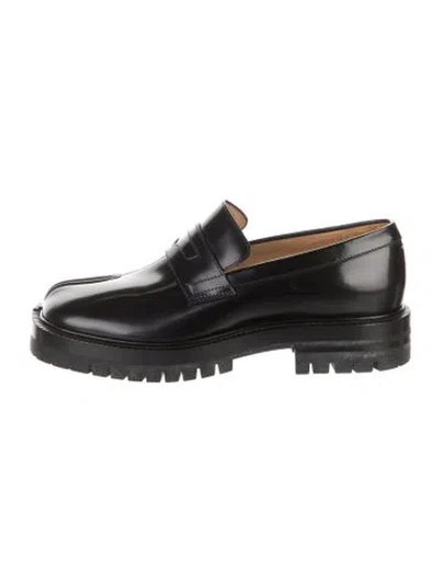 Pre-owned Maison Margiela Patent Leather Loafers In Black