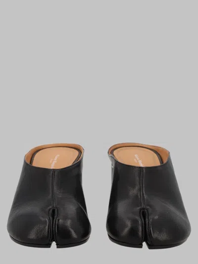 Maison Margiela Tabi Leather Split-toe Mule Pumps In Black