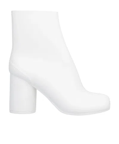 Maison Margiela Plain Colour Ankle Boot In White