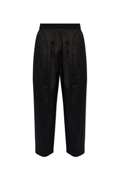 Maison Margiela Pleated Loose-fit Cropped Pants In Black