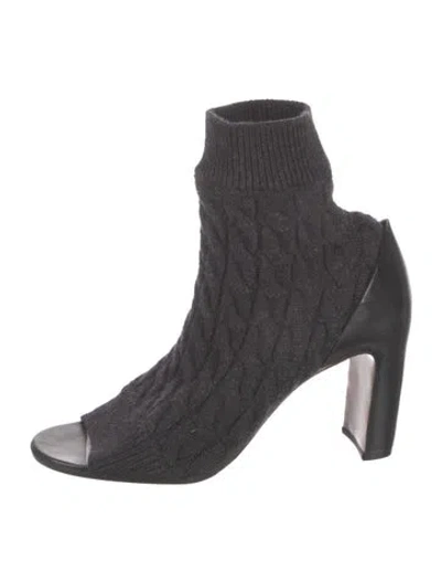 Pre-owned Maison Margiela Pumps In Black