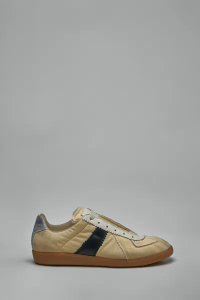 Maison Margiela Replica In Neutral