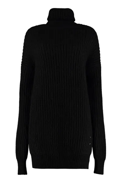 Maison Margiela Ribbed Oversize Sweater In Black