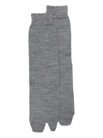 Maison Margiela Ribbed Wool Socks In Gray