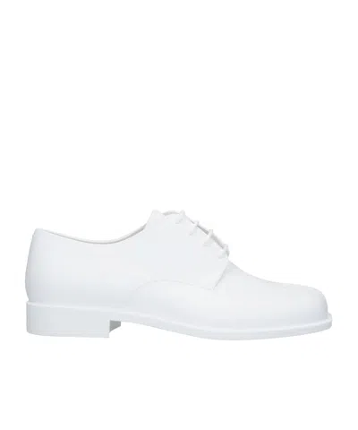 Maison Margiela Round Toe Derby Shoes In White