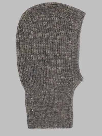 Maison Margiela S51tb0009_m13307001f Ribbed-knit Balaclava In Gray