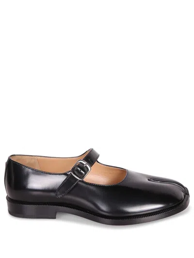 Maison Margiela Bovine Leather Mary Jane Pumps With Sheepskin Detailing And Elegant Buckle Closure In Black