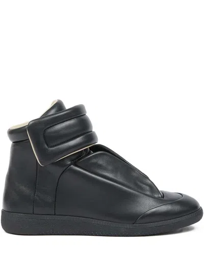 Maison Margiela Future Low Sneakers Ankle Length Rubber Sole In Black