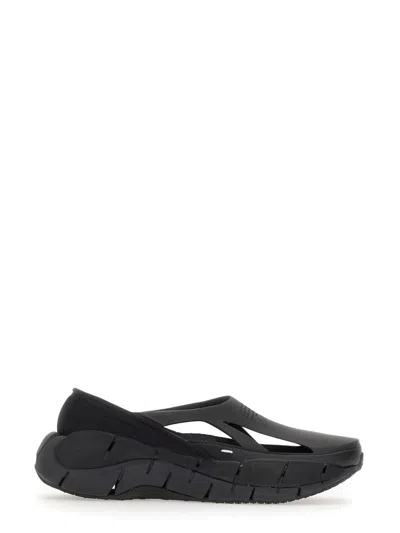 Maison Margiela Project 0 Cr Reebok Sneakers In Black