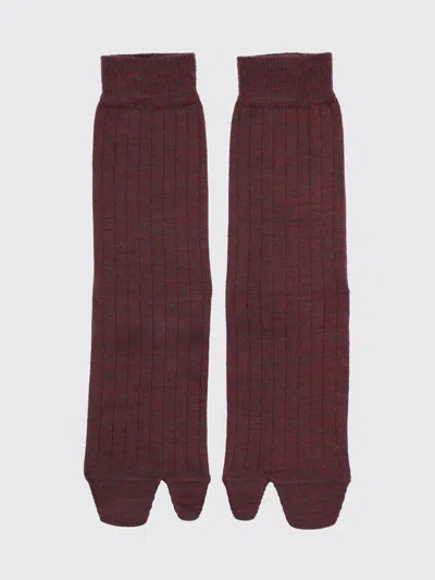 Maison Margiela Socks Men  In Burgundy